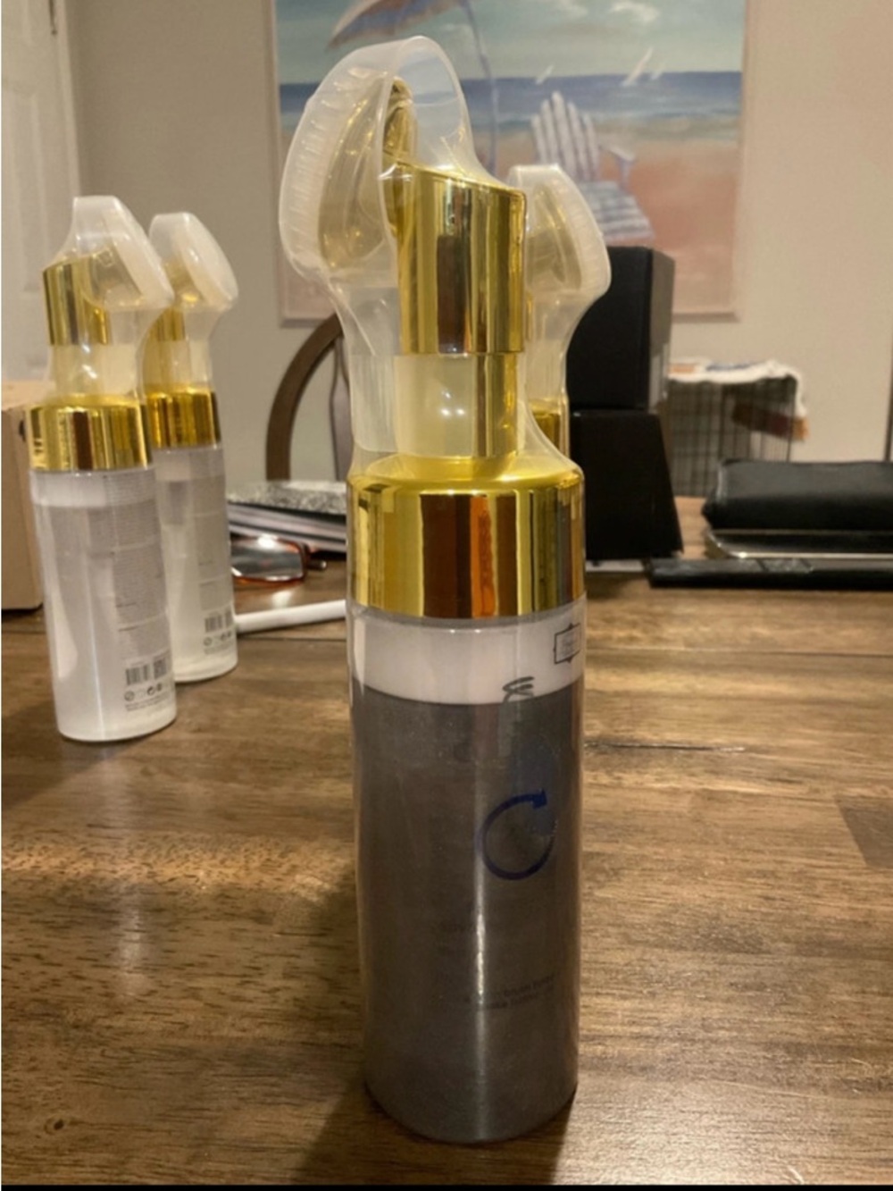 Foaming Facial Cleanser with Gold Pump — Gentle Daily Cleanse (White & Gold)